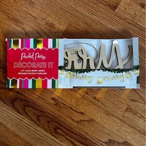 NWT Packed Party Merry Merry Holiday Garland 6” Gold
